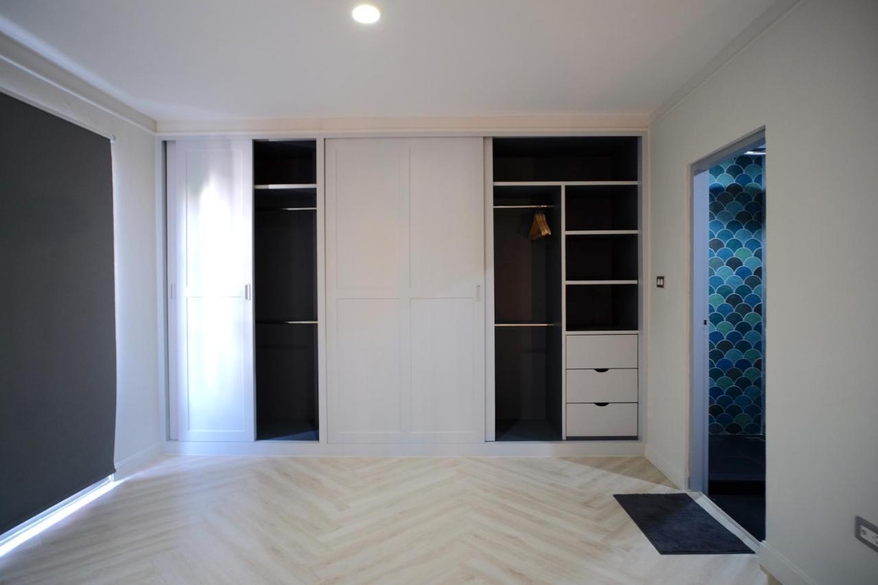 Ferienwohnung Baan Khun Pra Duplex Rm3 Bangkok Exterior foto