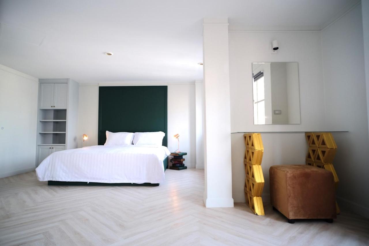 Ferienwohnung Baan Khun Pra Duplex Rm3 Bangkok Exterior foto