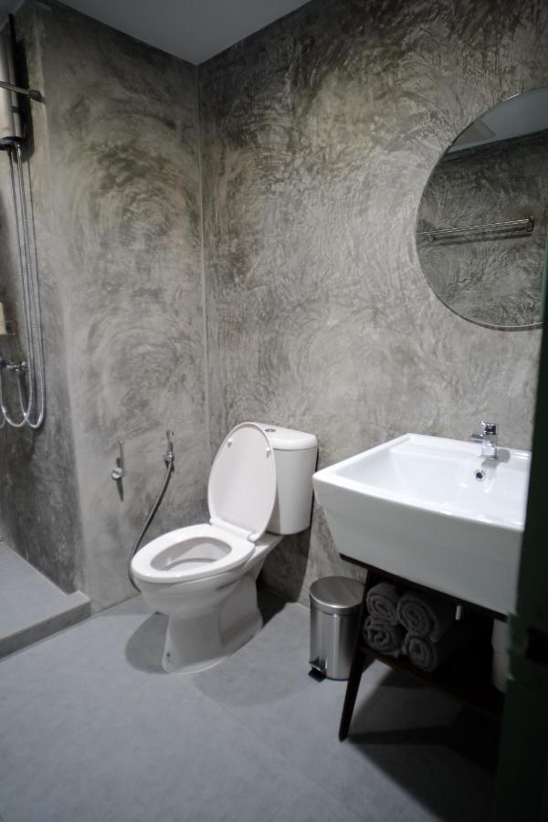 Ferienwohnung Baan Khun Pra Duplex Rm3 Bangkok Exterior foto